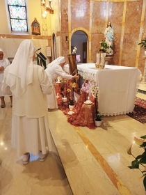 regina_apostoli_6.jpg